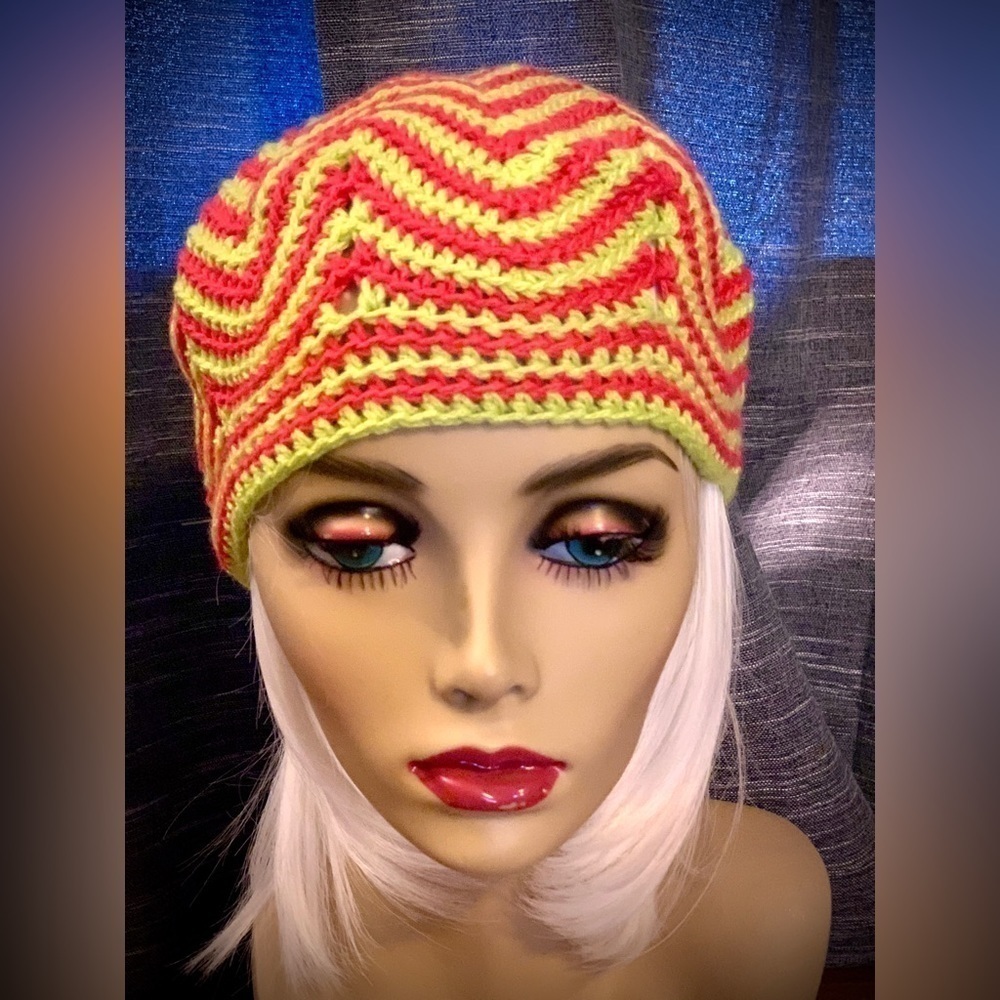 Handmade Unisex Knit Crochet Beret Hat Teen Adult OS Blue Yellow Green Pink